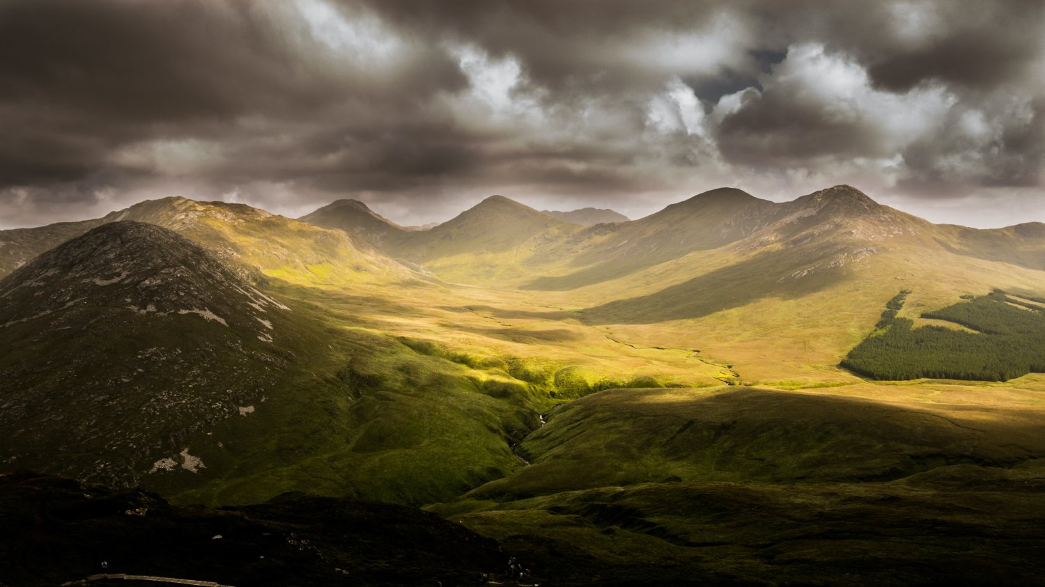 Landscape Photography: A Comprehensive Guide (+ 23 Expert Tips)